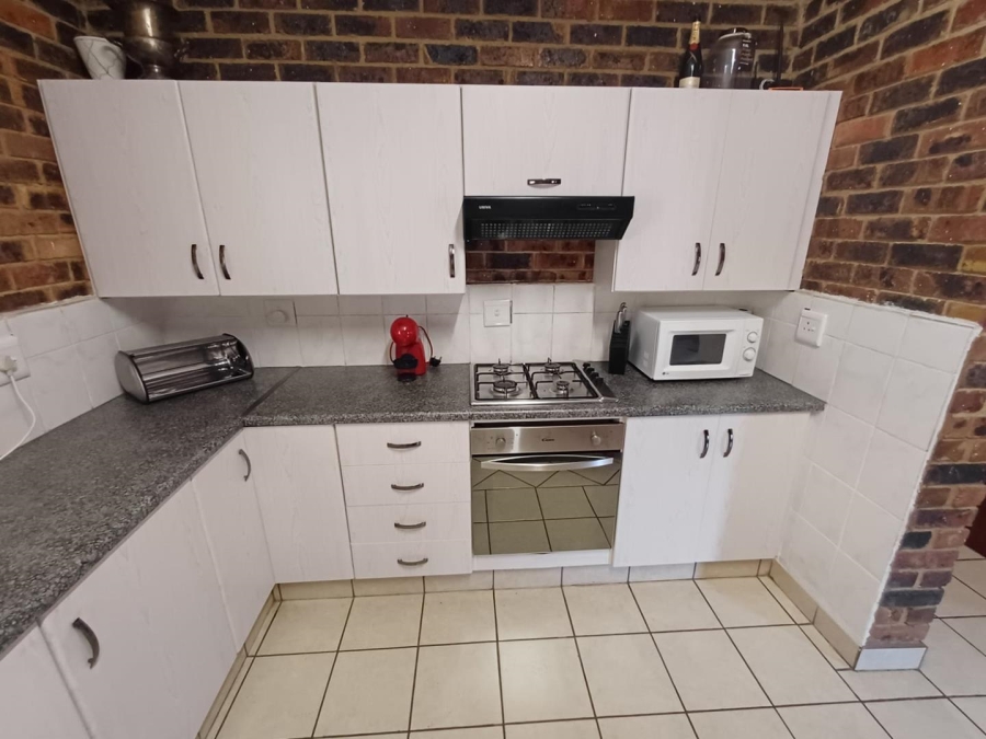 9 Bedroom Property for Sale in Willow Grange Free State